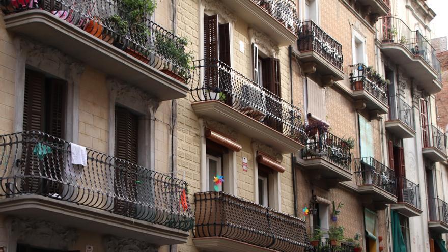 Catalunya redueix de 10 a 5 el nombre de vivendes que convertiran un propietari en ‘gran tenidor’