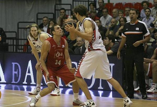 CAI Zaragoza-UCAM Murcia