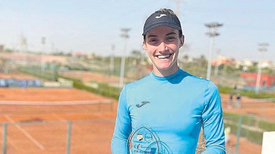 La tenista mallorquina Rosa Vicens conquistó esta semana en El Cairo (Egipto)