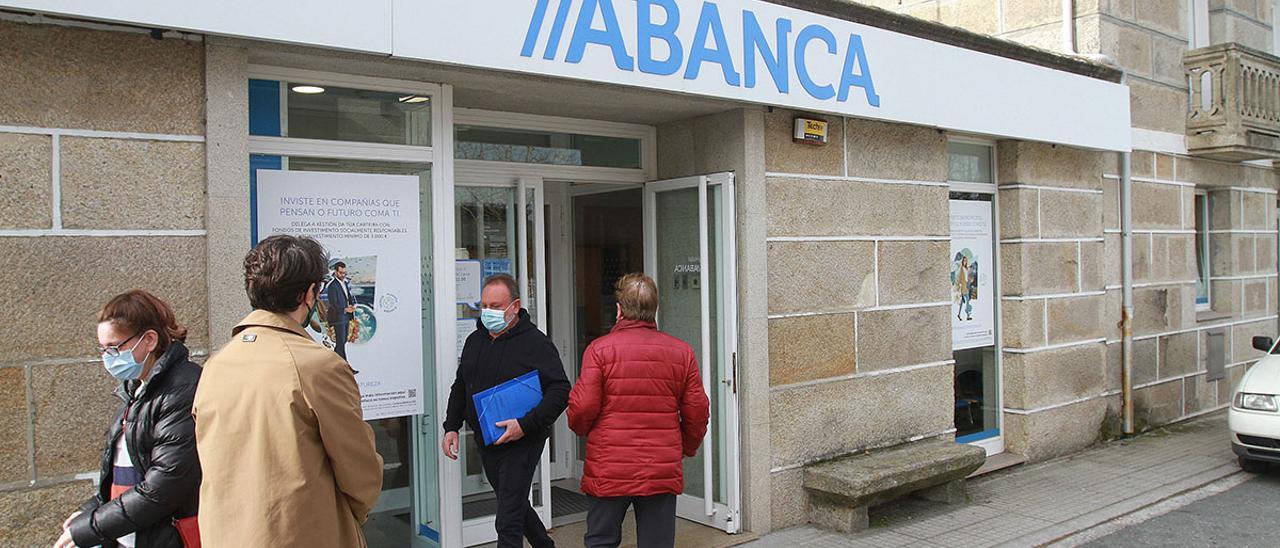 Sucursal de una oficina bancaria en Paderne