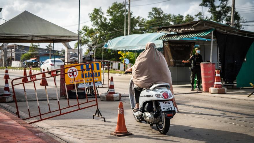 Mercado en Narathiwat, Tailandia.