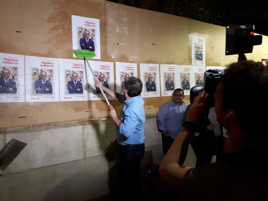 Pegada de carteles elecciones municipales 26-M