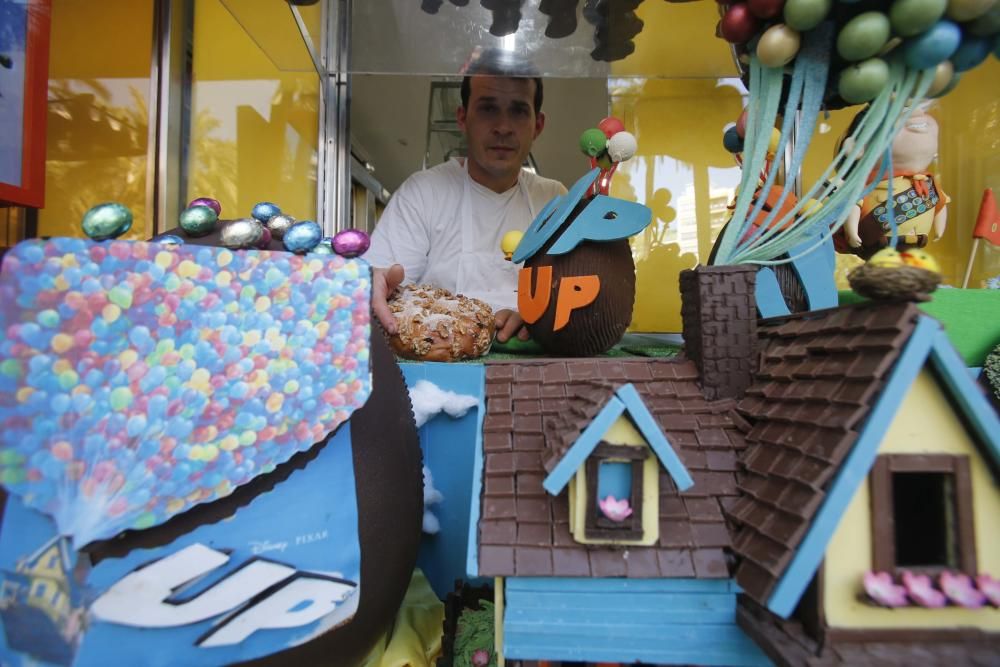 Forn de Vicent García. Primer premio de escaparate y torta de pasas y nueces.