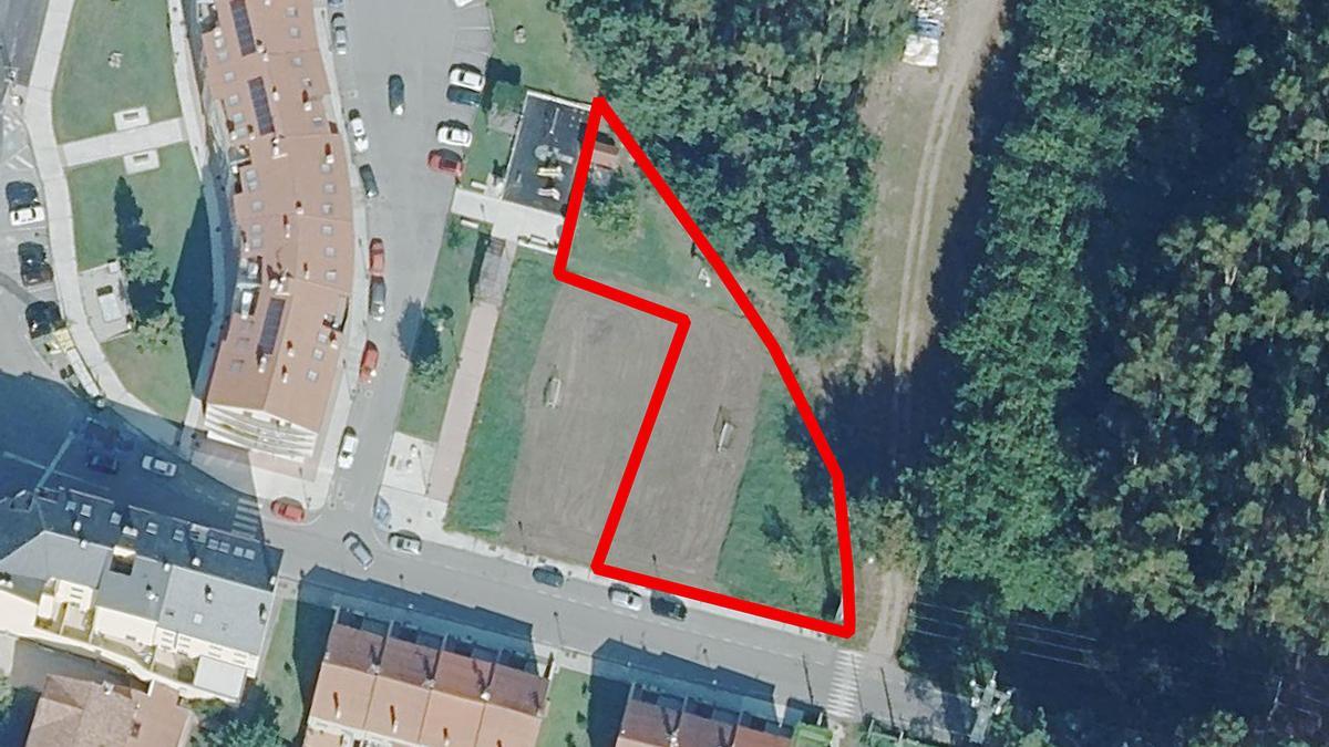 Terreno municipal edificable propuesto por el BNG como urbanizable para favorecer la construcción de vivienda pública.