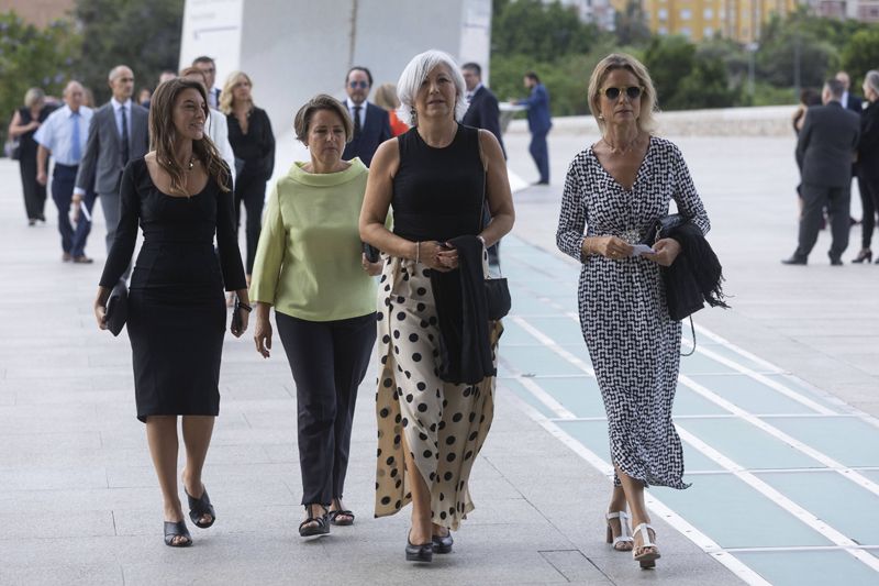 Todos los invitados a la gala de la Noche de la Economía Valenciana