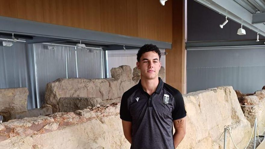 Cabrera, un base anotador para el estreno del Odilo Cartagena