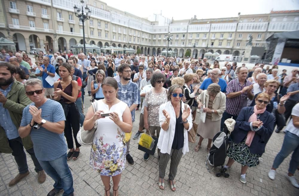 A Coruña condena los dos atentados en Cataluña