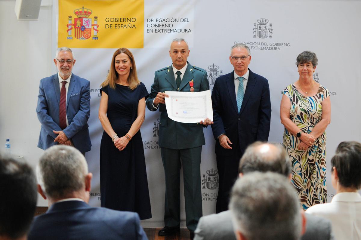 Las imágenes de la entrega de la Medalla al Mérito de la Protección Civil