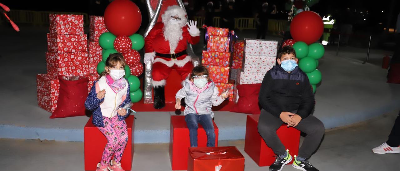 Visita de Papa Noel a Costa Teguise