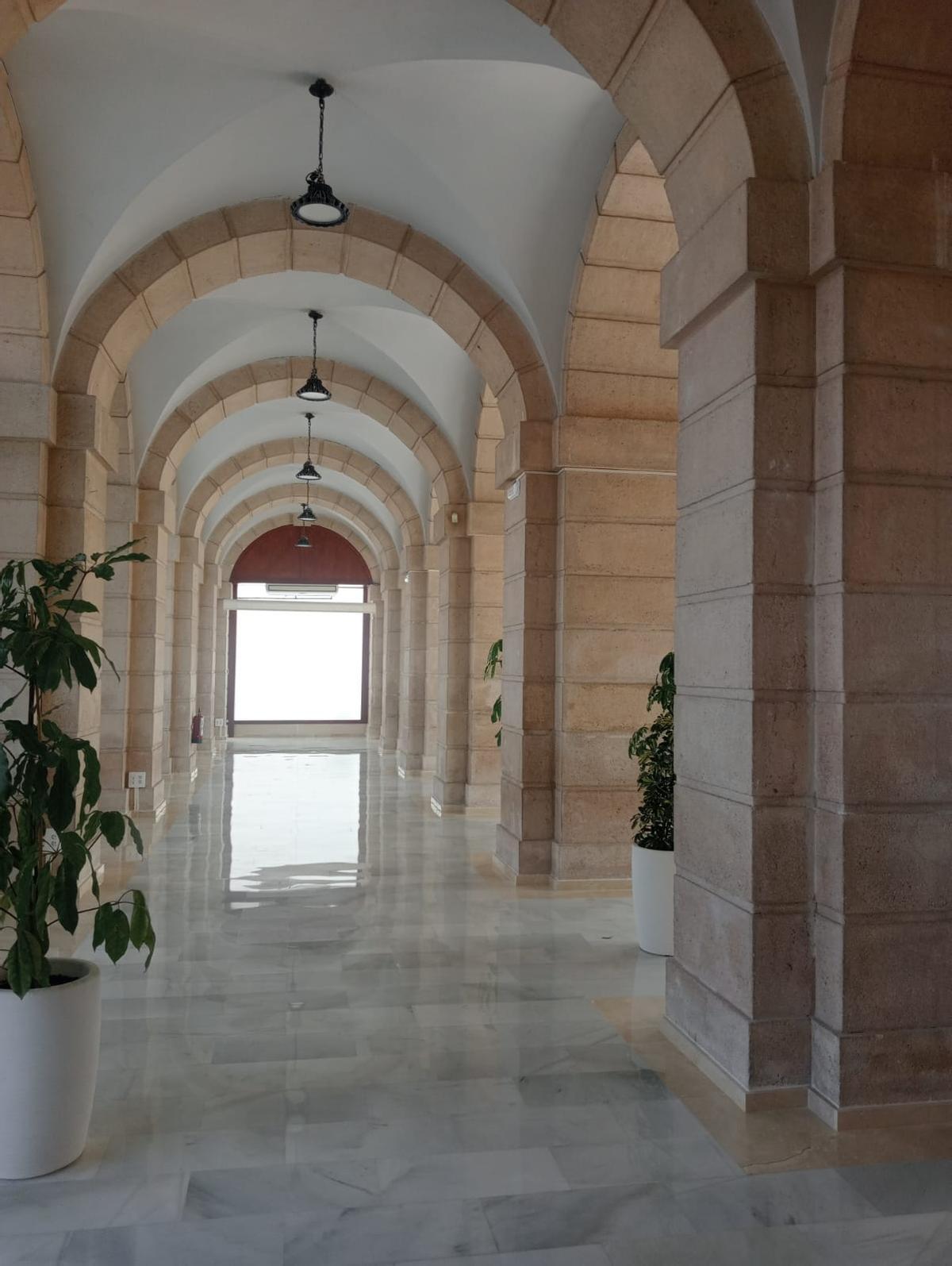 La Sala dels Arcs del Ayuntamiento de Gandia.