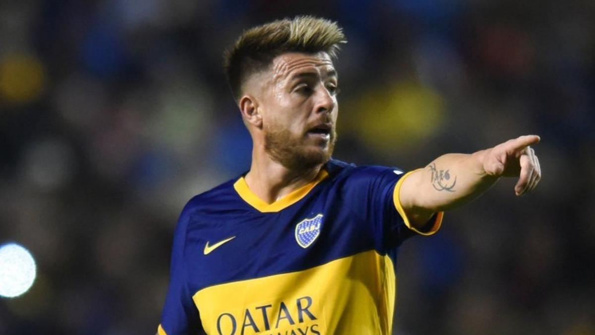 Buffarini, durante un partido en su etapa en Boca Juniors