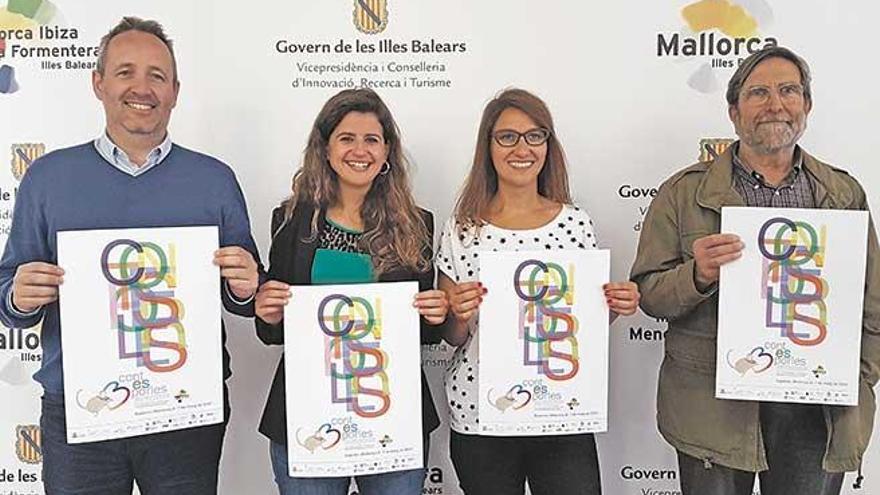 Pere Muñoz (izq.) durante un acto de promoción de la Agencia Balear de Turismo.