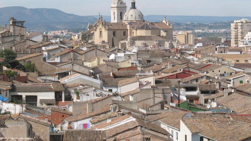 El "boom" de las viviendas turísticas se desinfla en el interior: Xàtiva pierde 30 en un año y la oferta cae un 20% en la Costera, la Canal y la Vall
