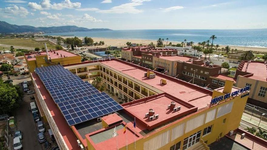 El Hotel del Golf Playa renueva su imagen y potencia las energías renovables