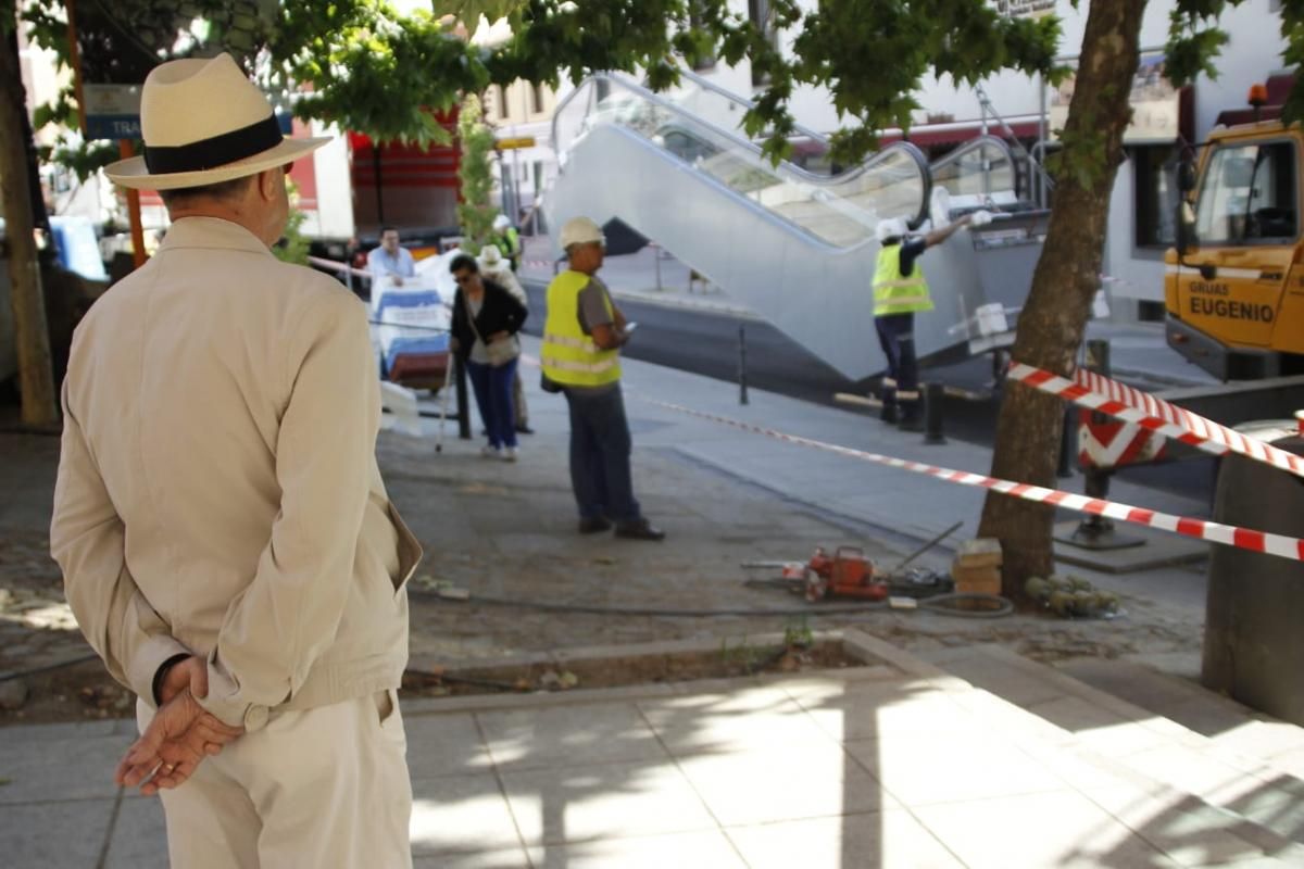 Instalación escalera mecánica en Alzapiernas