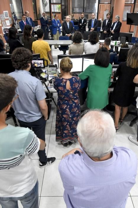 03-10-19 LAS PALMAS DE GRAN CANARIA. REDACCION. LAS PALMAS DE GRAN CANARIA. Visita de Javier Moll a la Redacción del periódico. Fotos: Juan Castro.  | 03/10/2019 | Fotógrafo: Juan Carlos Castro