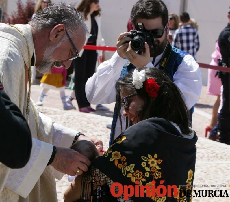 Ofrenda de flores en Caravaca: imposición de cruce