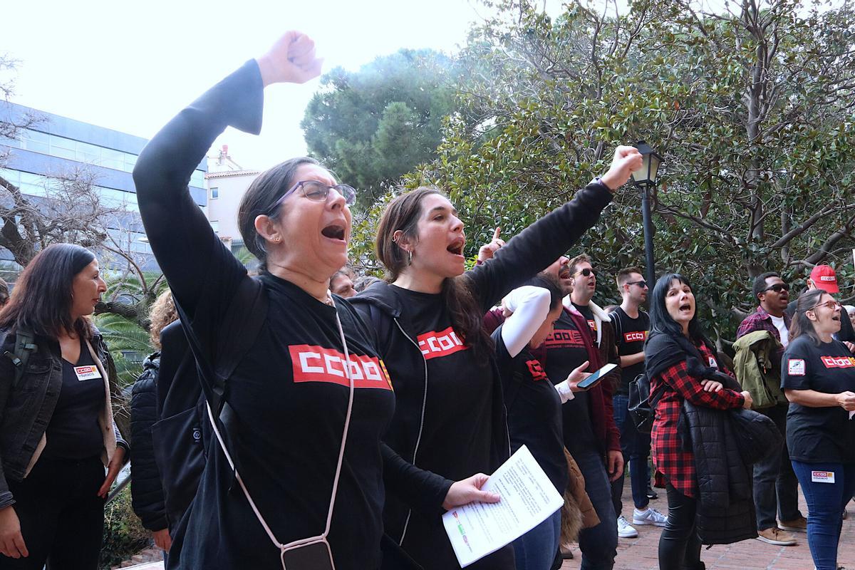 "El personal laboral d'Educació reclamem els nostres drets"