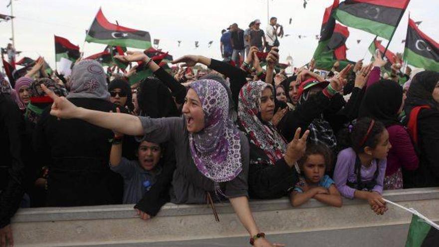 Los libios salen por fin de la ratonera