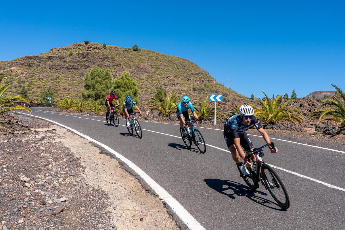 Nibali, durante un descenso de la prueba Giro d'Italia Ride Like a Pro