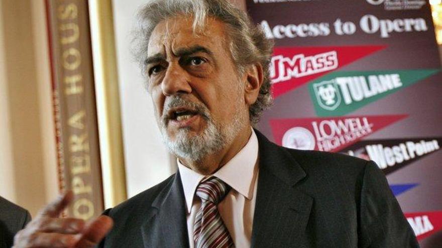 Plácido Domingo acepta &quot;toda la responsabilidad&quot; de las acusaciones y pide perdón por &quot;el dolor&quot; que causó