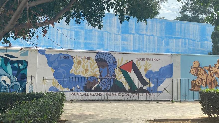 El Ayuntamiento de Rocafort elimina un mural pro Palestina