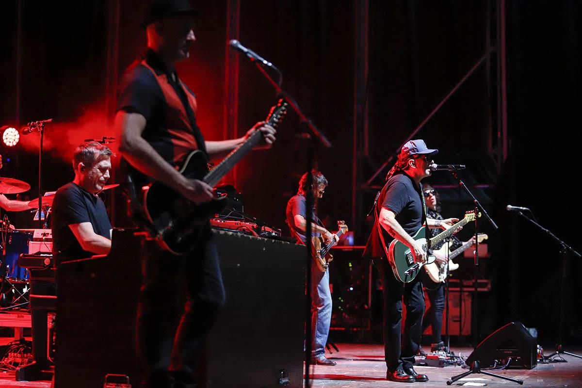 El concierto de Andrés Calamaro en la Axerquía, en imágenes