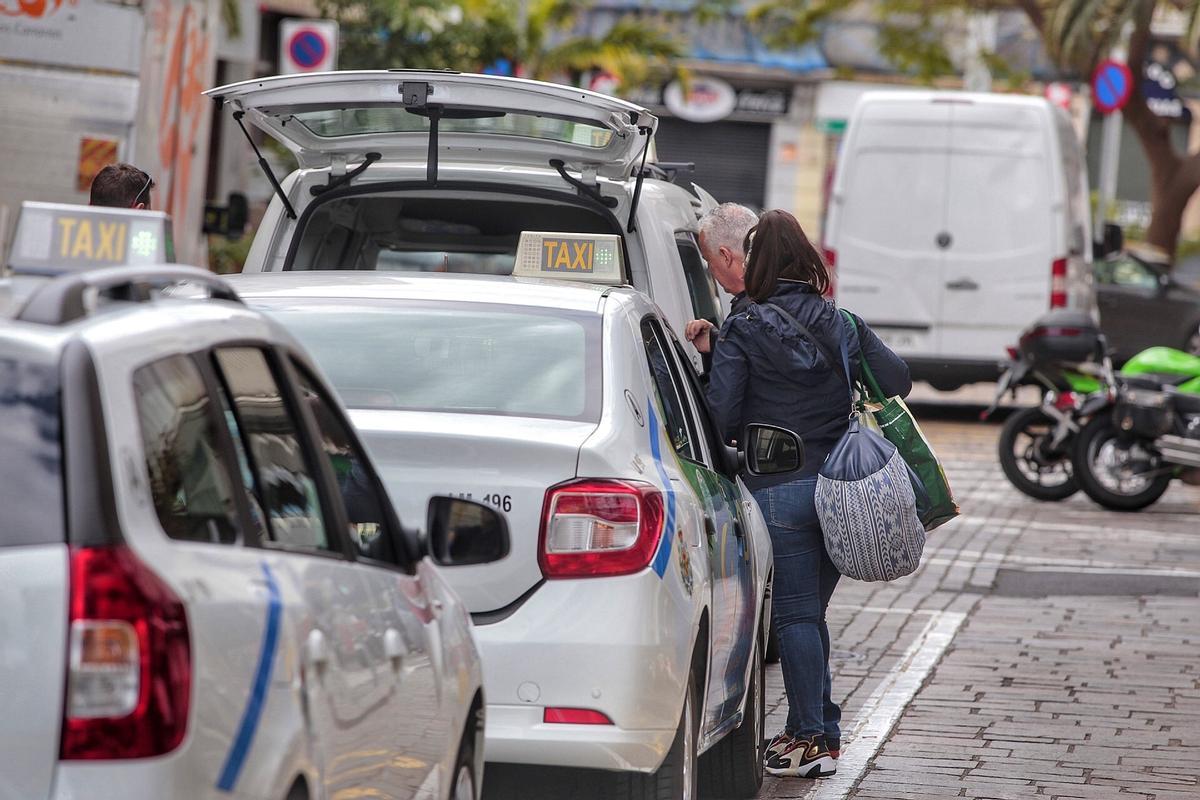 Taxis en el municipio de Santa Cruz de Tenerife.