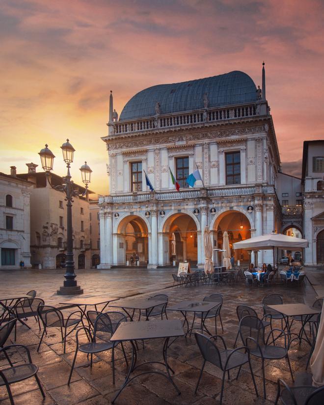 Bérgamo y Brescia capitales italianas de la cultura 2023 Brescia Piazza della Loggia