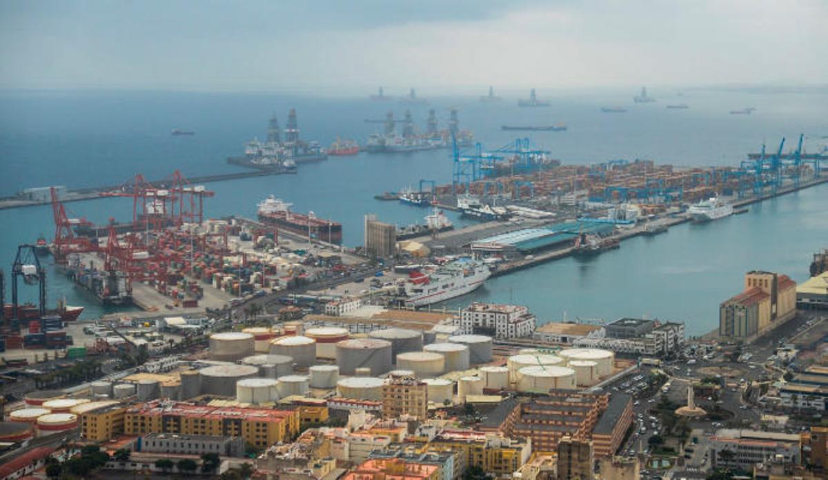 Instalaciones del Puerto de La Luz.