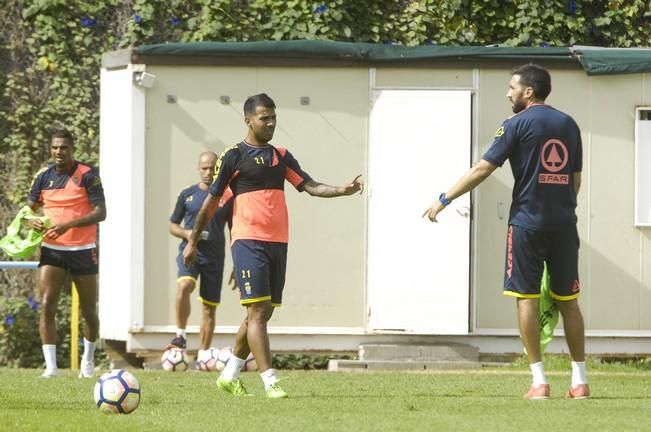 ENTRENAMIENTO DE LA UD LAS PALMAS EN BARRANCO ...