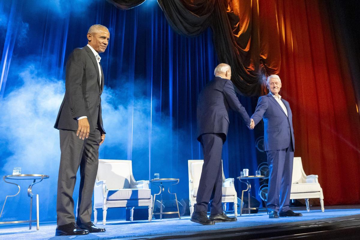 Obama y Clinton apoyan a Biden en un acto en Nueva York