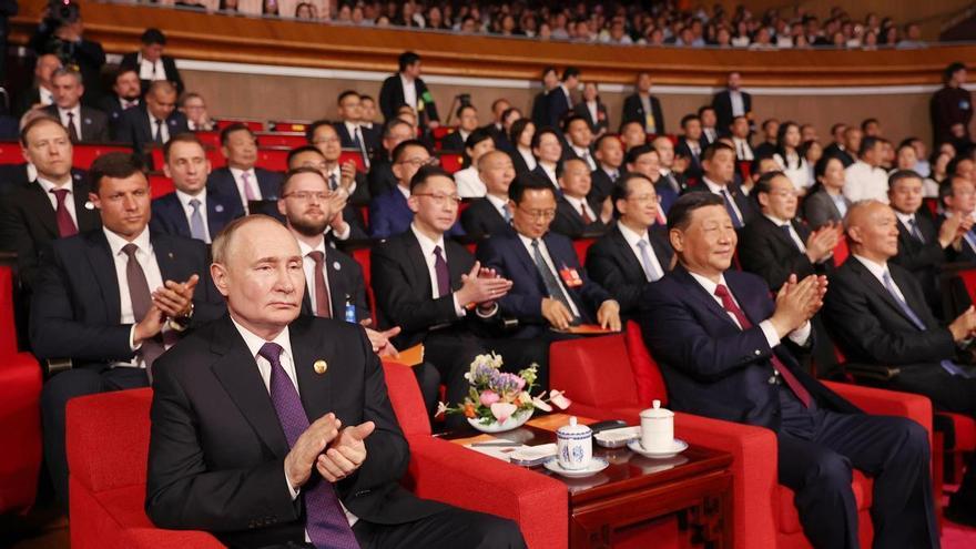 Vladimir Putin busca en China el apoyo económico y militar vital para Rusia