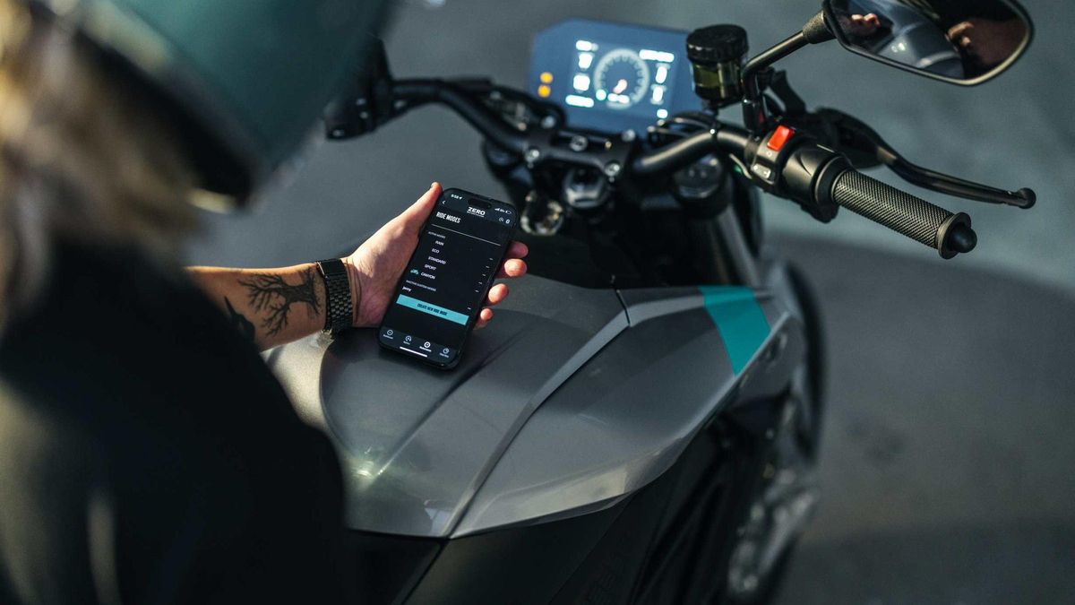 El sector eléctrico de la moto mantiene el pulso