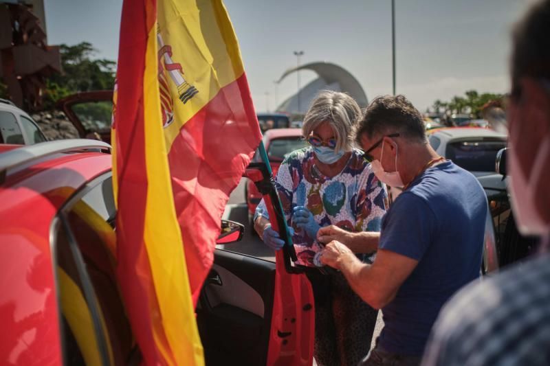 Manifestación de VOX en Santa Cruz de Tenerife  | 23/05/2020 | Fotógrafo: Andrés Gutiérrez Taberne