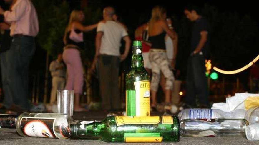 El consumo de alcohol se inicia en Málaga a una edad temprana pero no es la principal causa de atención en los centros de adicciones.