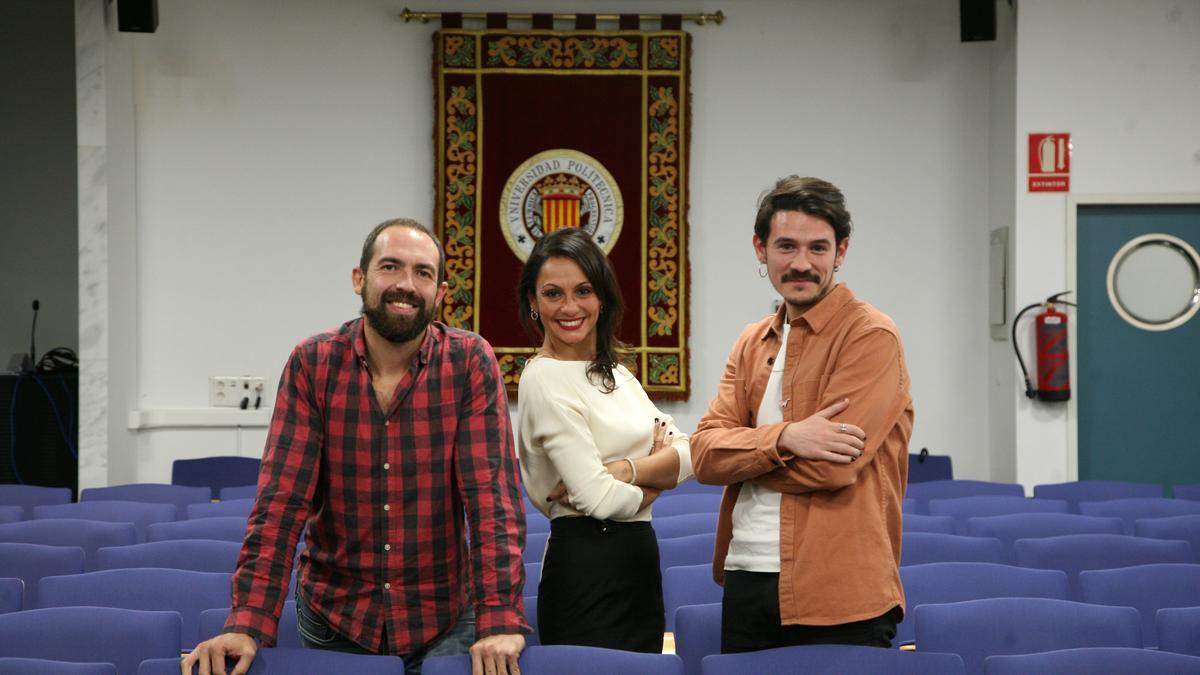 Manuel González, Sara Cazzoli y Jesús Victorino, en el campus de Alcoy de la UPV.