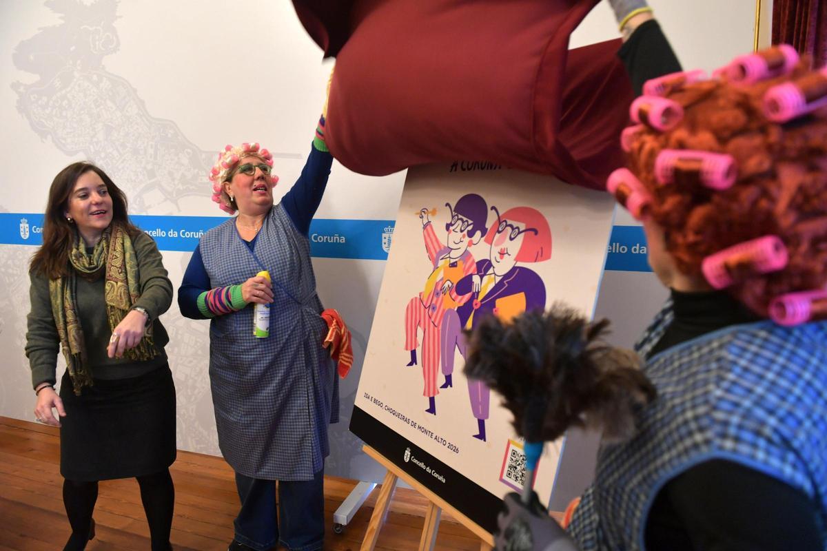 Las choqueiras del año presentando el cartel