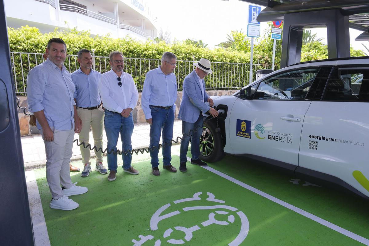 Autoridades del Cabildo y del ayuntamiento visitan las obras del proyecto Impulsa Maspalomas Autoridades del Cabildo y del ayuntamiento visitan las obras del proyecto Impulsa Maspalomas