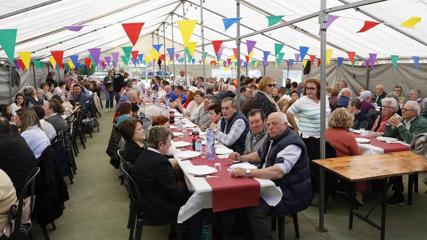 A Festa da Cabra do Eixo reúne máis de 200 persoas e aspira a dar un salto o próximo ano coa Panorama