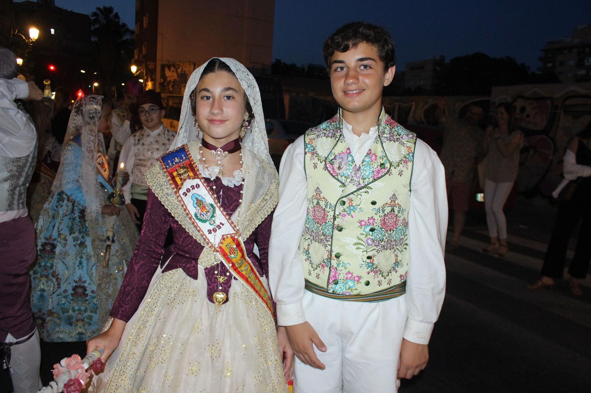 Carmen, Nerea, las cortes y las fallas de Zaidía acompañan al Cristo de la Fe