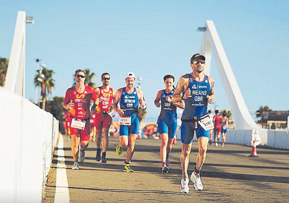 La Marina volverá a ser el escenario perfecto para el Triatlón.