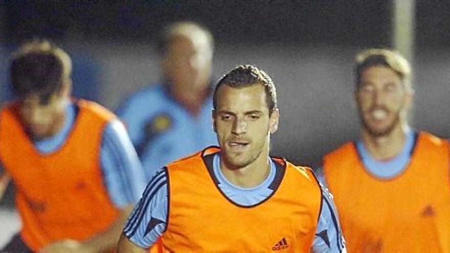 Soldado durante el entrenamiento del combinado nacional.