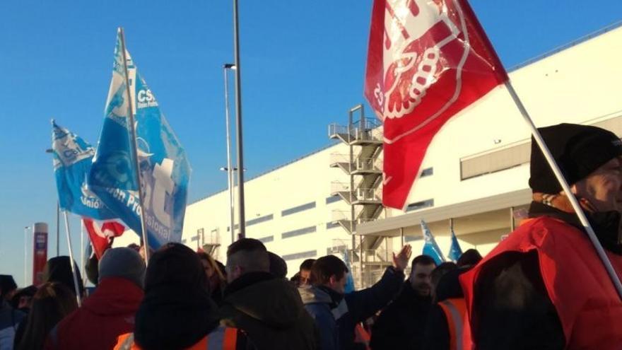 Los sindicatos presionan a la patronal.