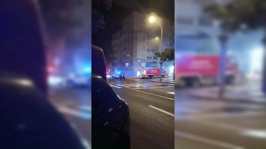 Major Fire Prompts Evacuations in Santa Cruz de Tenerife’s Añaza Neighborhood