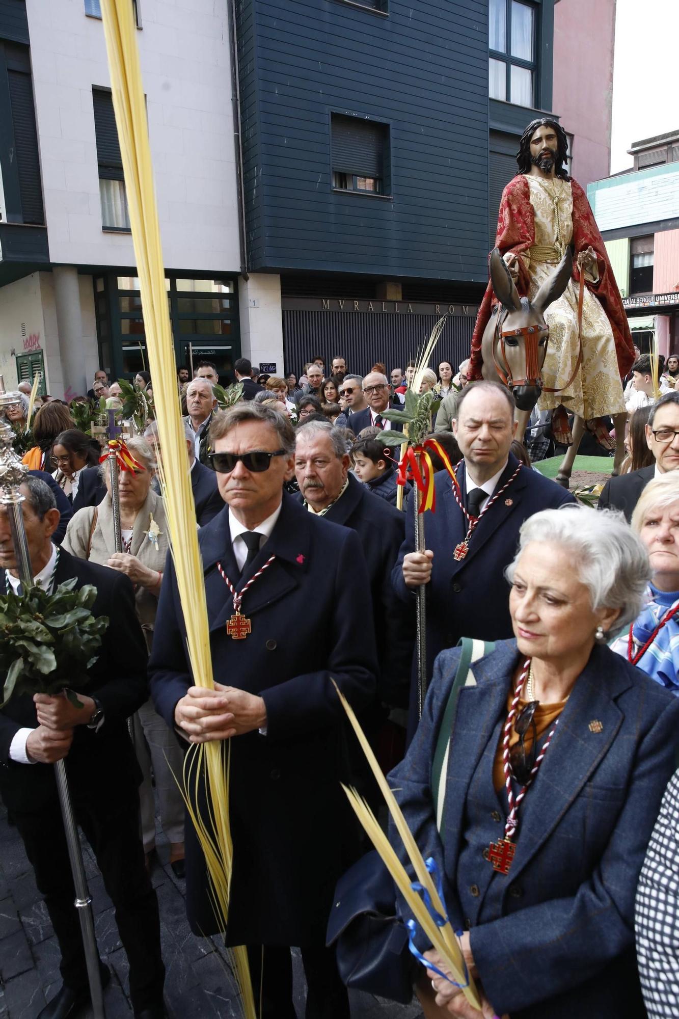 EN IMÁGENES: Gijón procesiona para celebrar el Domingo de Ramos