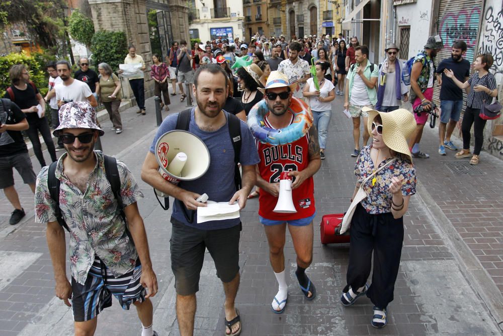 Manifestación contra la 'turistificación' de Ciutat Vella