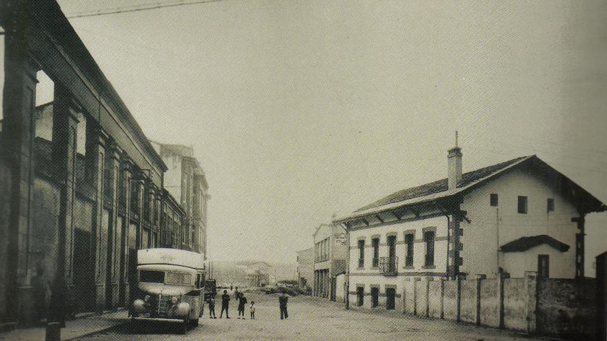 La calle Xeneral Pardiñas en las décadas de 1930-1940