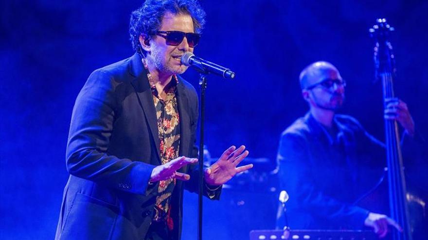 Calamaro prende un Pirineos Sur a toda mecha