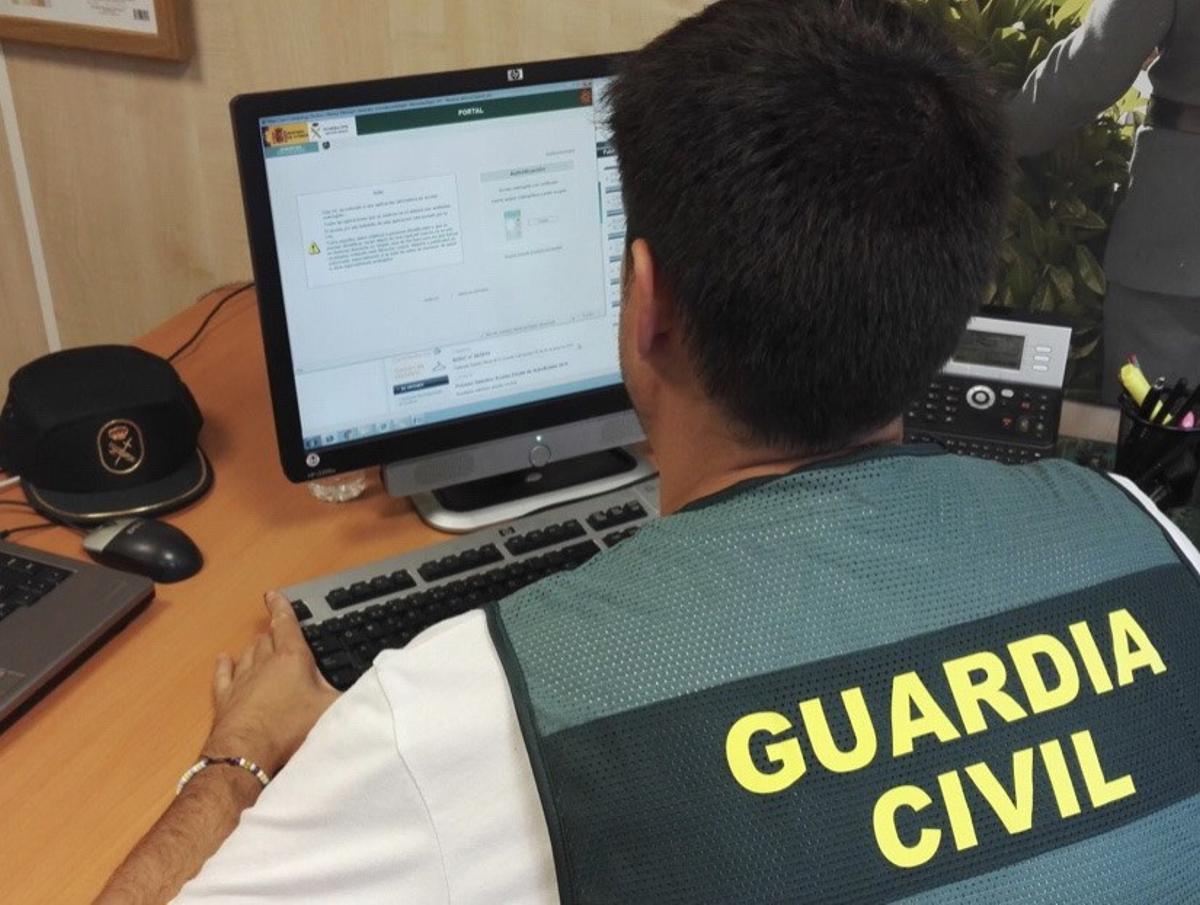 Agente de la Guardia Civil.